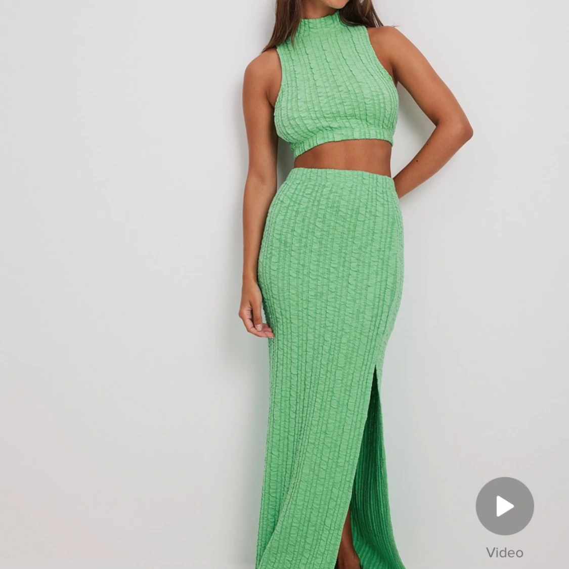 Grönt set från NA-KD