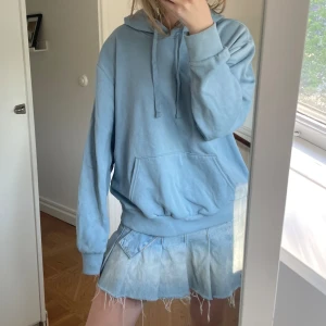 Hm hoodie - Väldigt bra skick, storlek L men passar mig med S