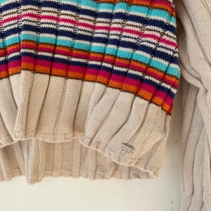 Kofta - Kofta från pull & bear.  Storlek XS oversize. Jag har en likadan som jag använder så därför säljer jag denna. 