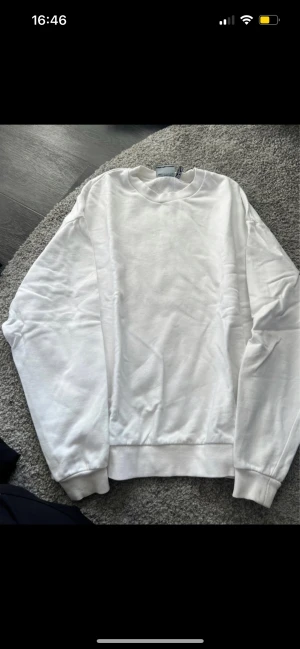 Oversize sweatshirt  - I bra skick. Oversize 