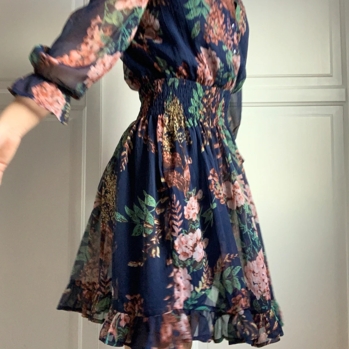 Blommig klänning - Nelly