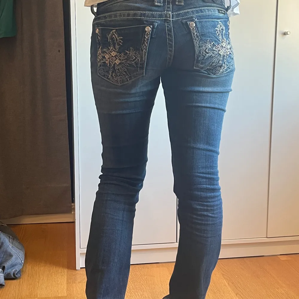 Supersnygga miss me jeans med coola fickor! 🩷🩷. Jeans & Byxor.