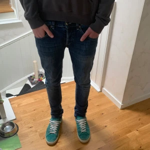 Dondup george jeans - Mycket bra skick storlek 31, skriv för frågor.