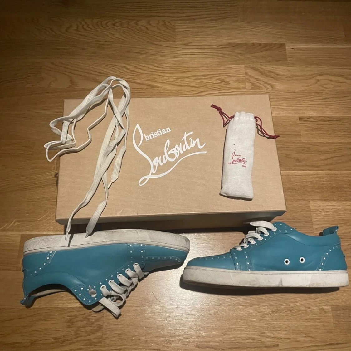 Louboutin skor - 90