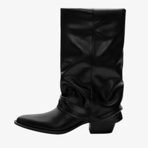 Fold over boots - Så fina fold over boots från pull&bear endast använda 2 gånger! Nypris 700 kr