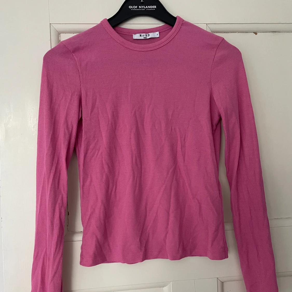 Ribbad tajt tröja NA-KD