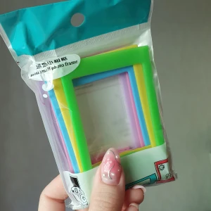 Polaroid fotoram - Små fotoramar i olika färger till polaroid 📸 Inte haft någon användning för dem, så säljer det billigt♡♡♡