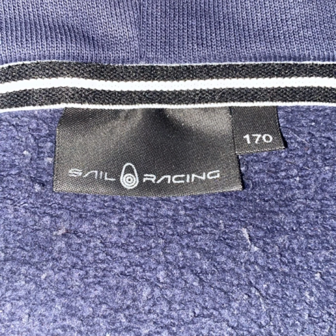 Mörkblå Sail racing - 90