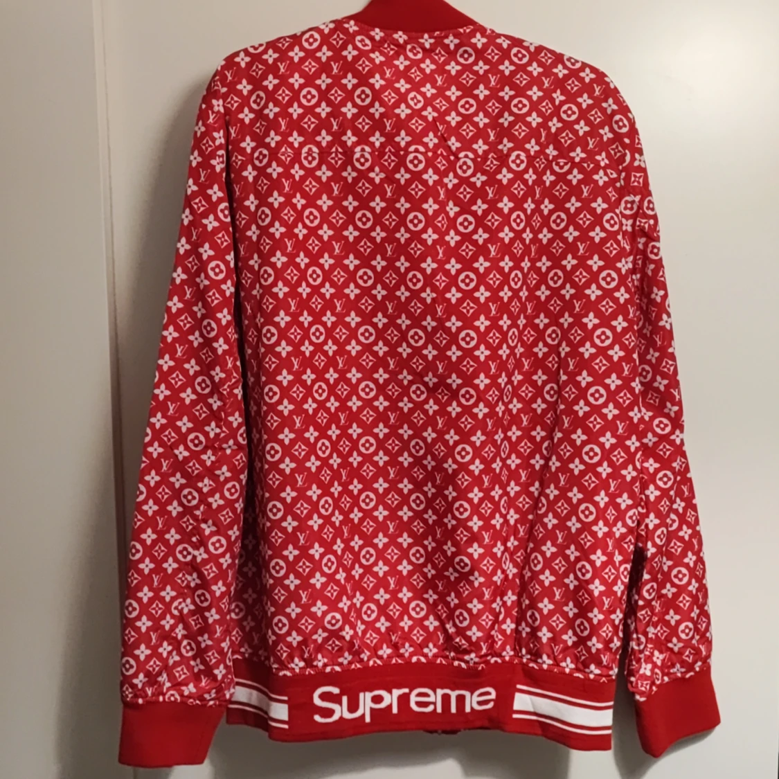 Supreme (Louis Vuitton) Jacka - 92