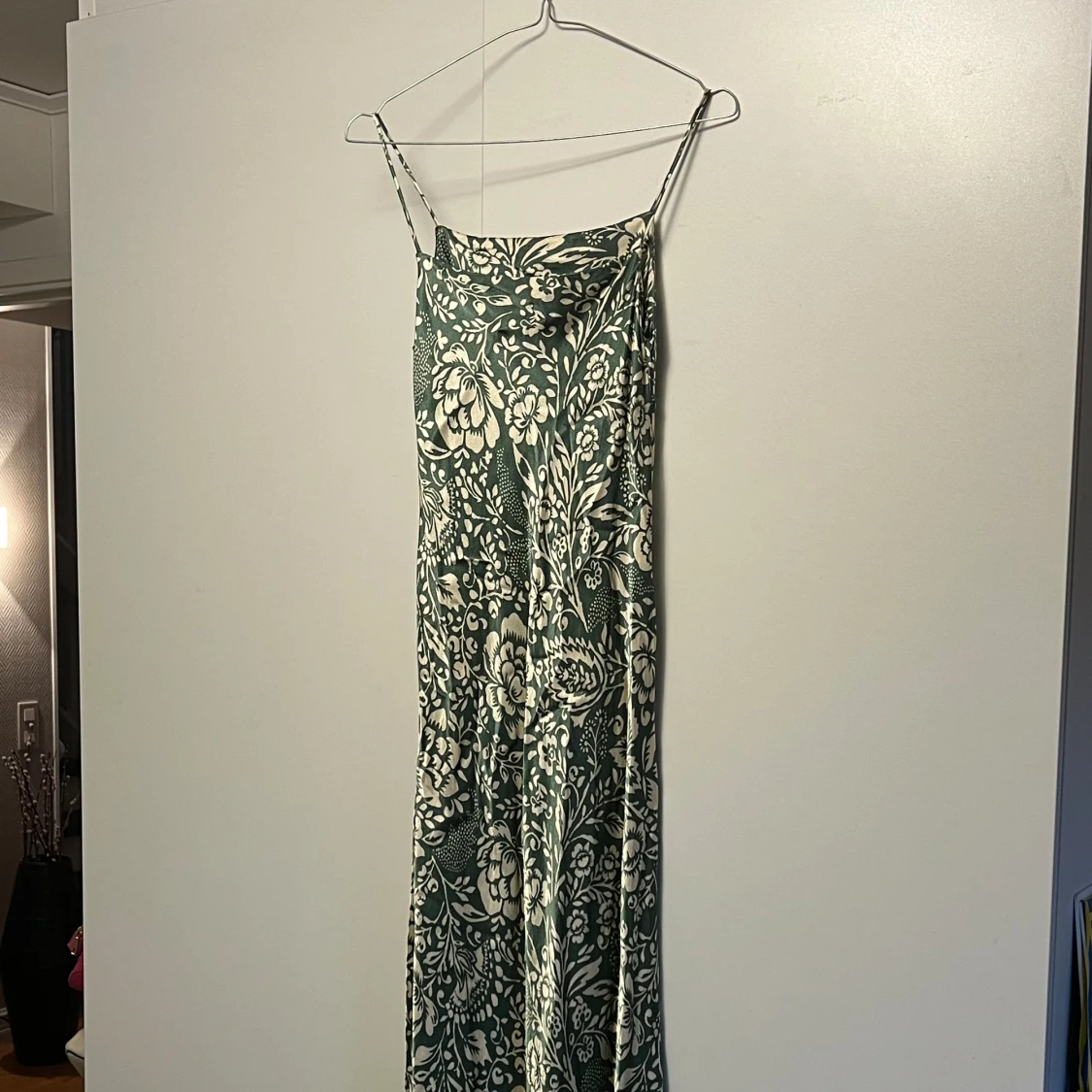 Grön midiklänning i siden - 91