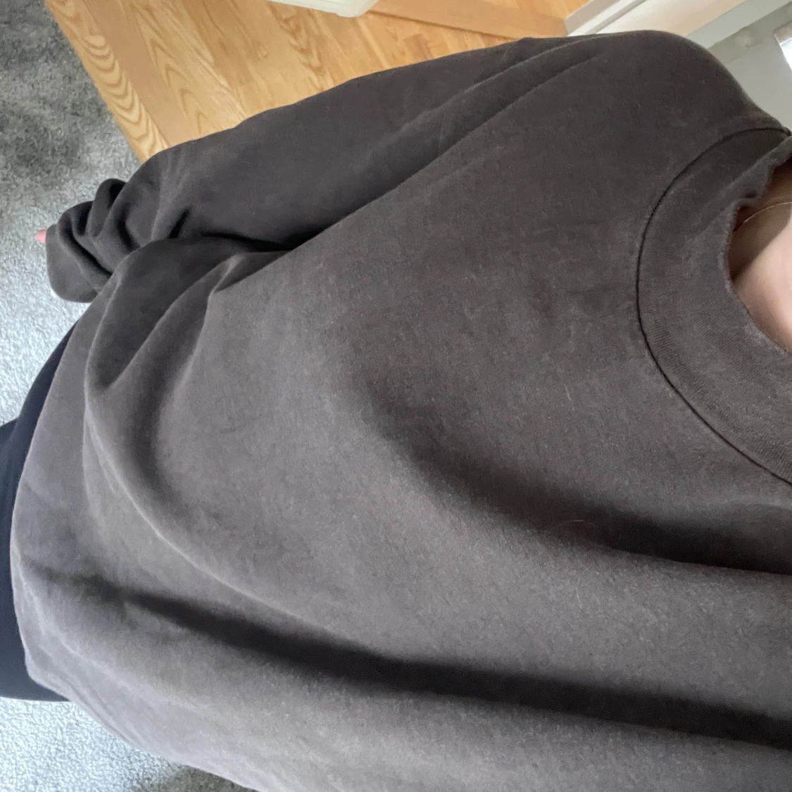 Grå tjocktröja - 90