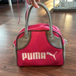Väska puma - Använd men i bra skick