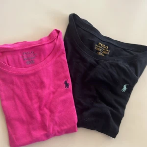 Ralph lauren t-shirts  - Väldigt bra skick, säljer pågrund av att de är för små. Stl 140