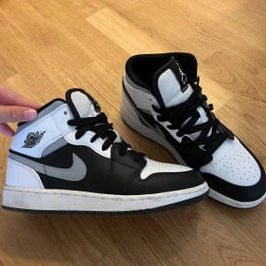 Jordans MIDs - Superfint skick inget att anmärka på :)