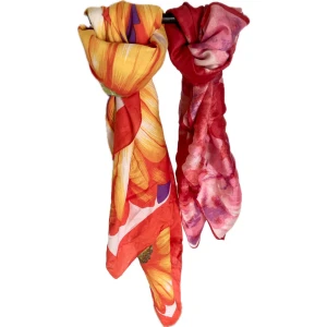 Scarf  - En för 20kr, två för 30kr. Alla för 110kr. Fler i min profil! 