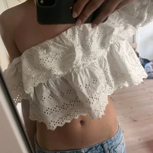 Volang crop top  - Nästan aldrig använd💘 Passar S/M 