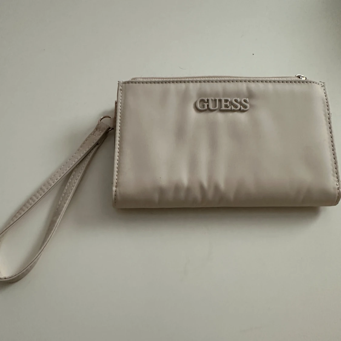 Guess Wallet