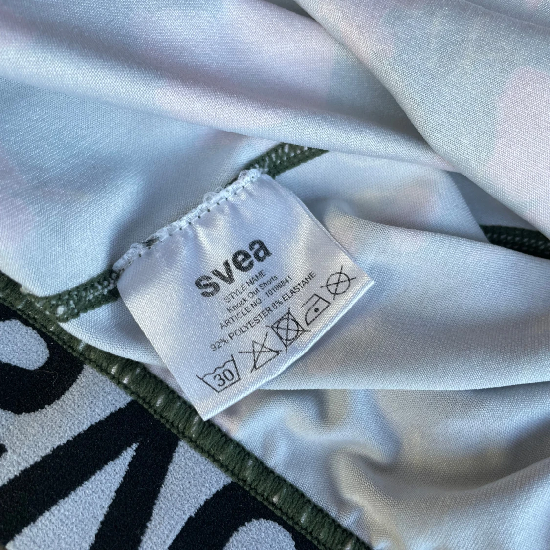 Snygga träningsshorts shorts från Svea. Strl M - 93