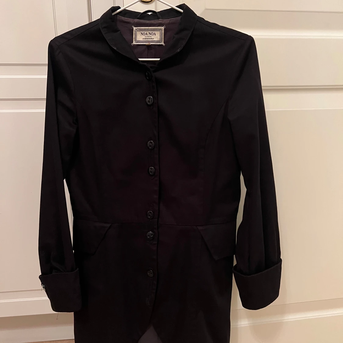 Svart långärmad klänning från Noa Noa