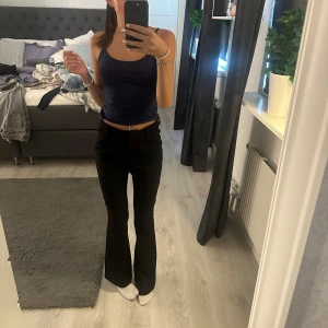 Kostymbyxor  - Inga defekter!  (Jag är 160)