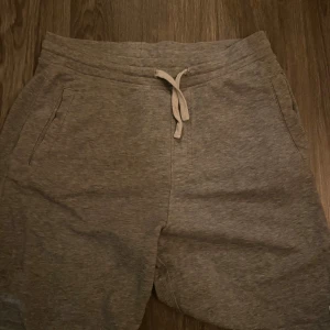 Lager 157 shorts - Mycket bra kvalite och användt ett fåtal gånger  Passar medium
