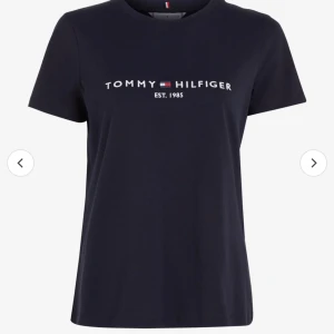 Tommy hilfiger t-shirt - Nypris var 600, använd 2 ggr!