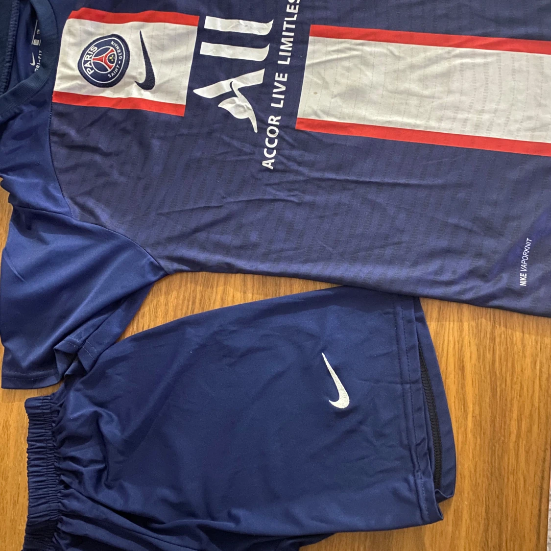 Psg tröja 100 med shorts 150 - 92