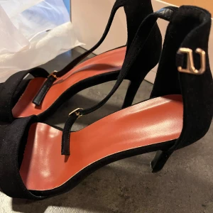 Pumps 38 - Använd en gång 