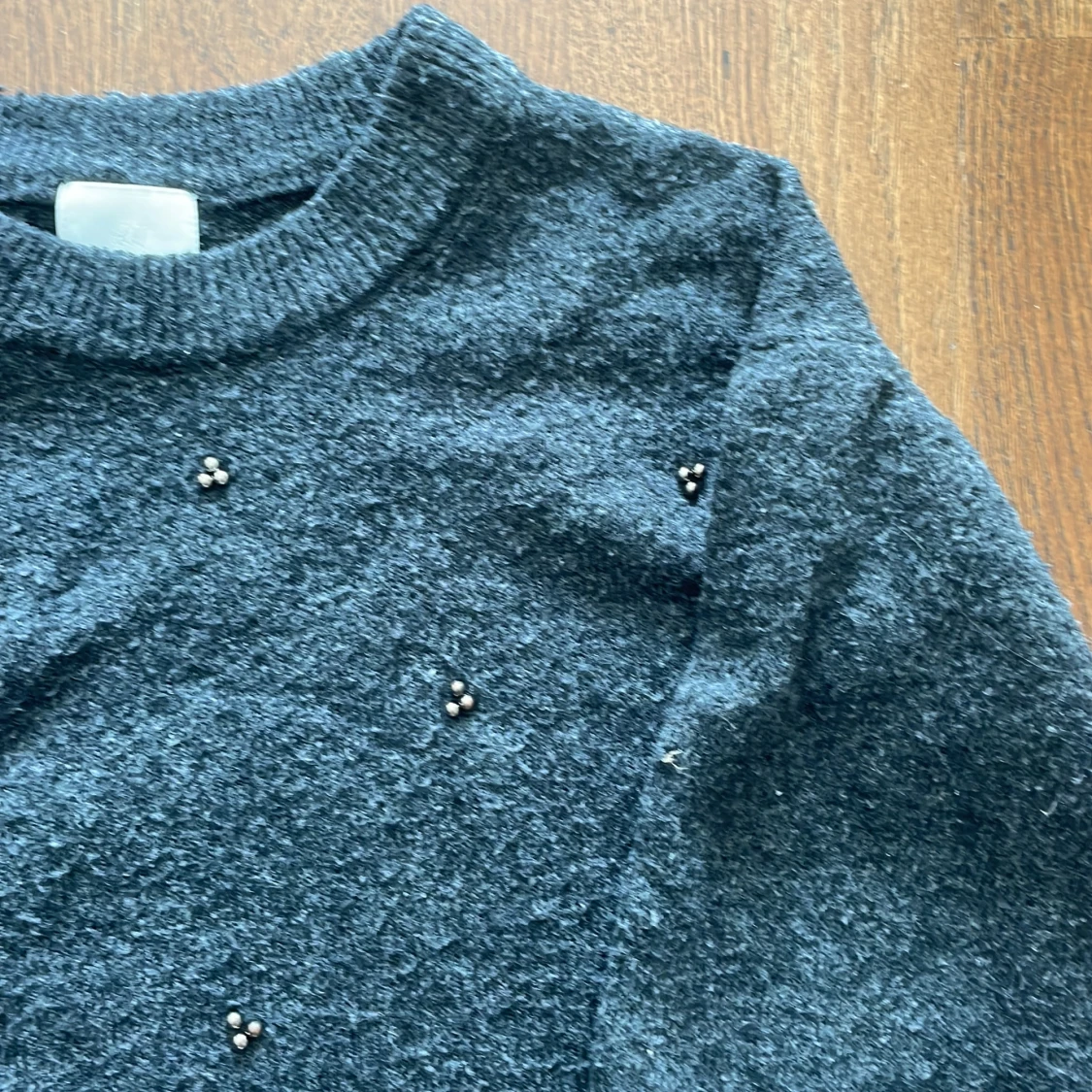 Mörkgrå tjocktröja - 90