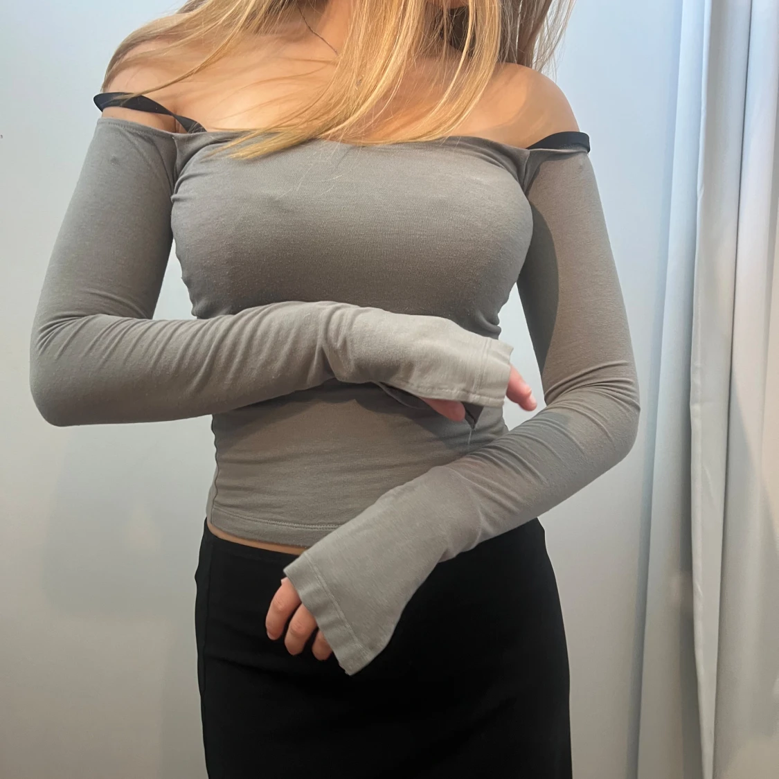 OFFSHOULDER TOPP - 90