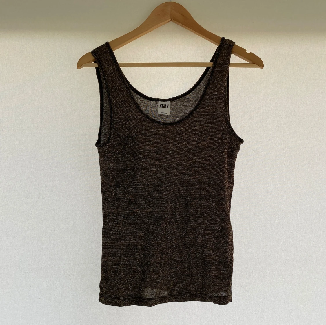 Vero Moda guld linne