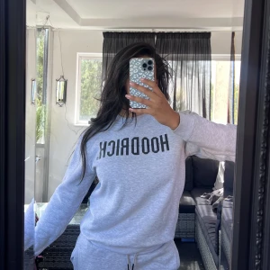 Hoodrich tröja - Använd, väldigt gott skick