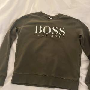 Boss sweatshirt  olive stl s