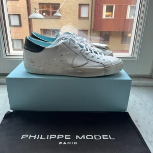 Philippe model prsx -  Philppe model prsx!  Cond: Brand new Size: 41 Retail: 3600:- Vårt pris: 2799:- 