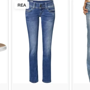 Pepe jeans - Säljer dessa pepe jeans som kostar 1000kr på rea för 400💞 nästintill oanvända.