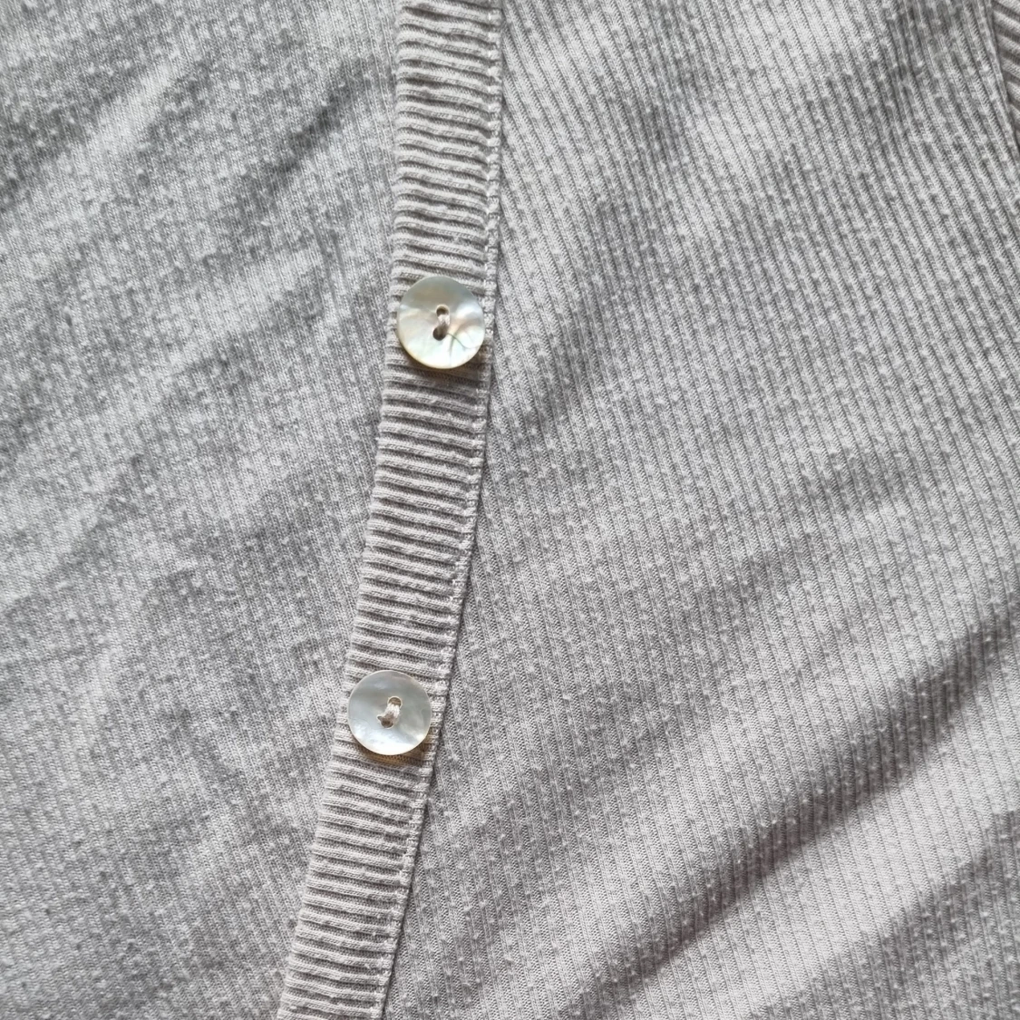 Crop top, v-ringad - 90