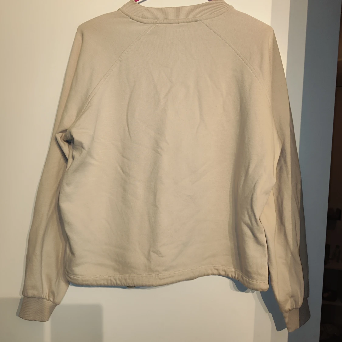 Tröja med snörning  - 91