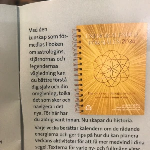 Kalender 2024 - Det är även en astrologisk bok, att använda år efter år. Gör ett kap & köp jag har dubbla  Börja elr bygg på dina kunsksper! 