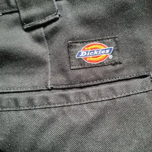 Dickies slim fit byxor good condition size 31/32 