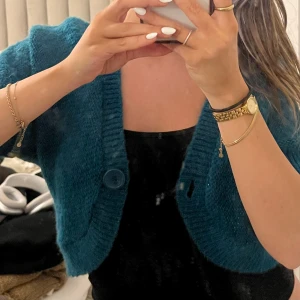 Bolero / kofta  - Kort kofta / bolero från HM:)