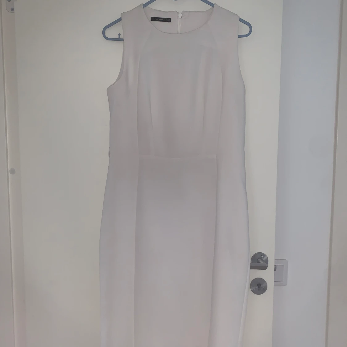 Vit klänning- perfekt för stunden  - 90