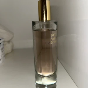Zara red temptation - Knappt använd. 