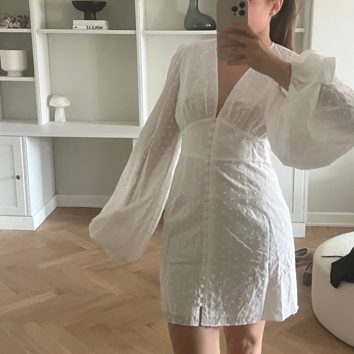 Adoore Florence klänning vit i strl 40 - 91