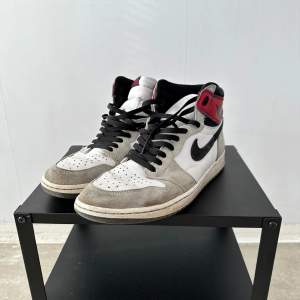 Nike Air Jordan 1 ’Smoke Grey’ Size US12/EU46 Used 7/10