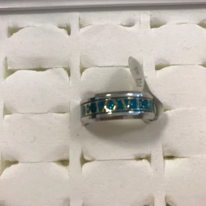 LOVE ring  - Finns stlk kvar 17.18,19,20 kvar  75kr/st 