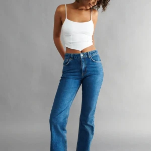 full length flare jeans  - Oanvända och slut i lager på hemsidan! Super fina till sommaren och har ett bekvämt material💕