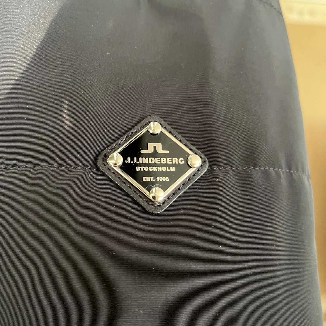 J.Lindberg jacka  - 90