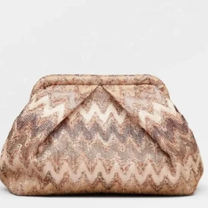 SÖKER!!! - Söker någon av dessa clutches från Beck Söndergaard 🤍 Skriv gärna om du säljer 💖