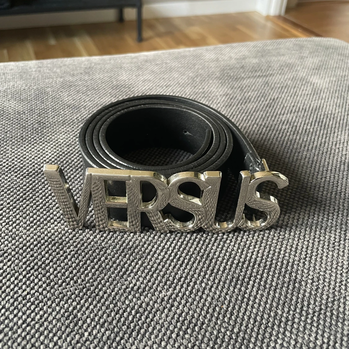 Versus, Versace bälte