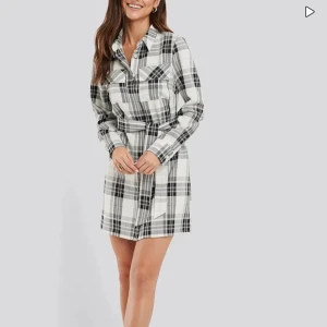 Nakd dress - Ny och fin skick! Storlek 38 Slutsålt i Nakd 